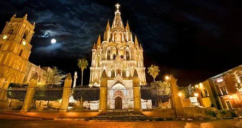 Mariachi México De Noche