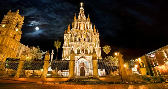Mariachi México De Noche