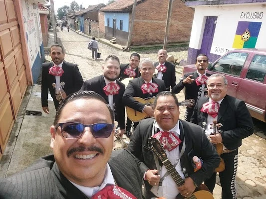 Mariachi Voces de Zamora